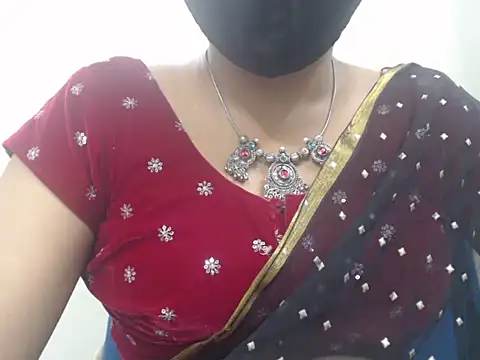 Lovely Siri 23 online show from May 2026 02:45:01 PM