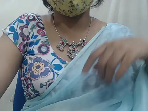 Lovely Siri 23 online show from February 2026 06:27:02 PM