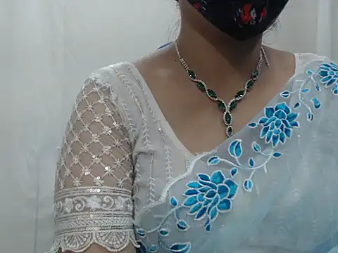 Lovely Siri 23 online show from December 2025 07:18:01 AM