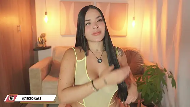 amelie gonzalez online show from June 2026 06:25:01 PM