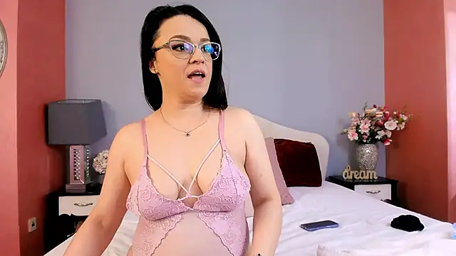 AmoretteDoll  online show from June 2026 05:32:01 PM