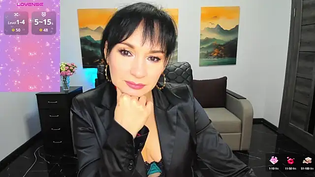 Sofia Ford online show from October 2025 12:35:02 PM