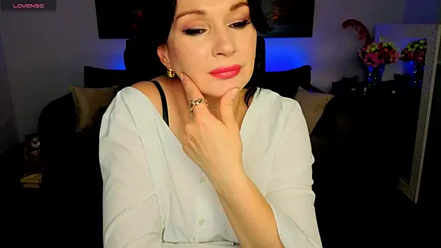 Sofia Ford online show from May 2026 01:25:02 PM