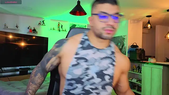 Michael Diamond online show from October 2025 08:09:02 PM