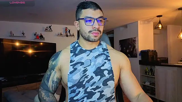 Michael Diamond online show from November 2025 02:04:01 AM