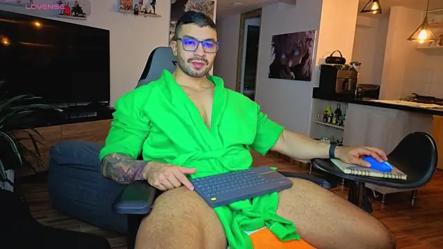 Michael Diamond online show from November 2025 02:45:02 AM