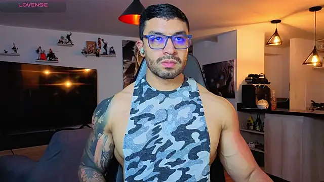 Michael Diamond online show from April 2026 03:52:01 AM