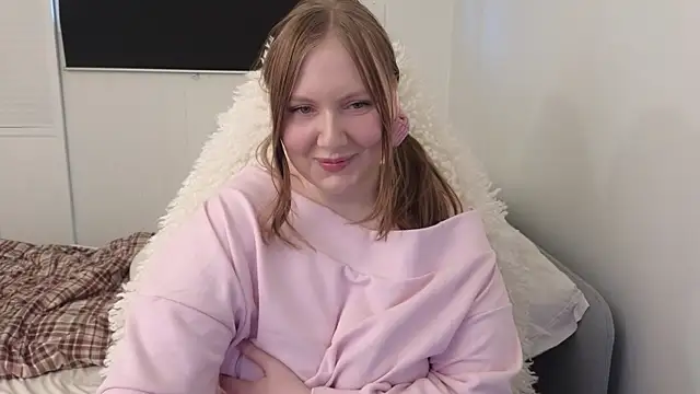 lilleambi online show from November 2025 11:13:02 AM