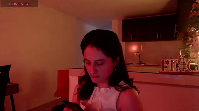 AlissonnFoxx online show from December 2024 10:37:01 PM