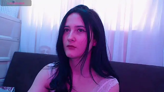 AlissonnFoxx online show from June 2026 10:37:02 PM