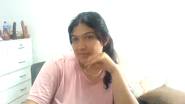 ammarahot7777 online show from April 2026 02:19:01 AM