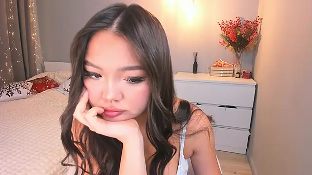 Snapshot of Anni__cute chatting on December 2025 03:29:02 AM Anni cute online show from December 2025 03:29:02 AM