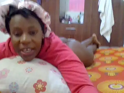 sweet-fancy online show from November 2025 05:01:01 AM