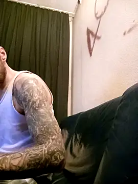 PIercingBoy38 online show from January 2026 09:10:02 PM