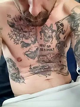 PIercingBoy38 online show from September 2025 01:42:01 PM