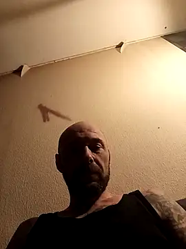 PIercingBoy38 online show from November 2025 09:52:01 PM