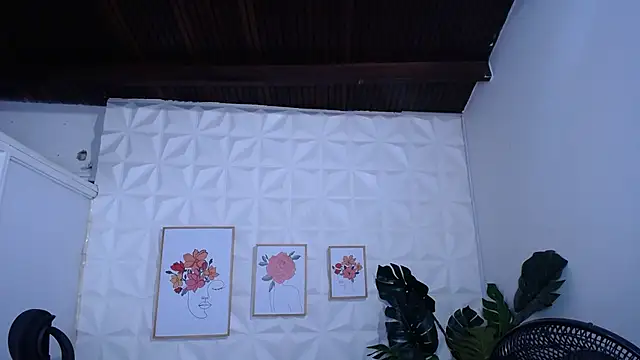 Valentinaa mature online show from February 2026 08:06:01 PM