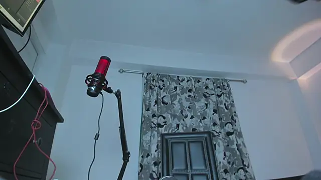 eileen pinkman online show from November 2025 04:01:02 AM