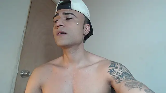 Cristian salass online show from December 2024 10:21:01 AM