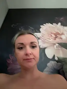Bella-Tight online show from September 2025 06:58:02 AM