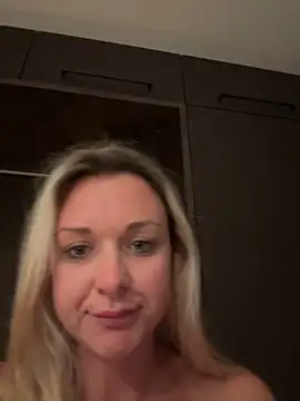 Bella-Tight online show from September 2025 05:08:02 AM