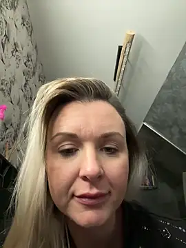 Bella-Tight online show from February 2026 03:34:02 PM