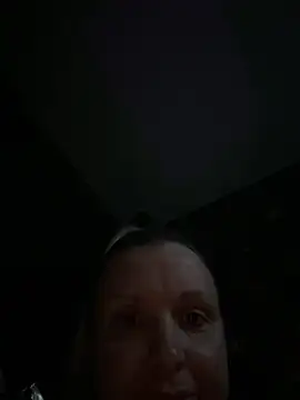 Bella-Tight online show from April 2026 06:11:02 PM