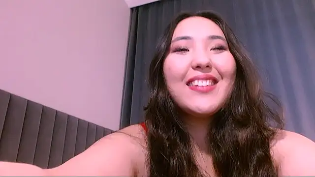 Snapshot of monabooty chatting on December 2024 04:26:01 AM monabooty online show from December 2024 04:26:01 AM