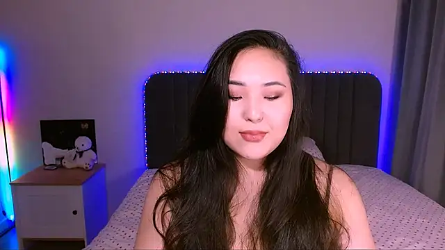 monabooty online show from February 2026 07:33:02 PM