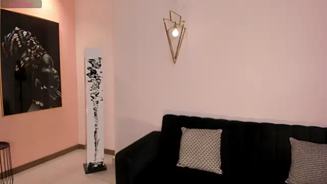 LizzHamilton   online show from January 2026 08:16:02 PM