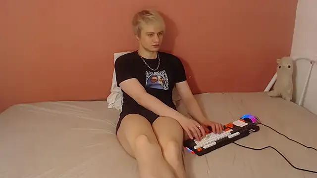 Oliver sweet  online show from April 2026 12:59:02 AM