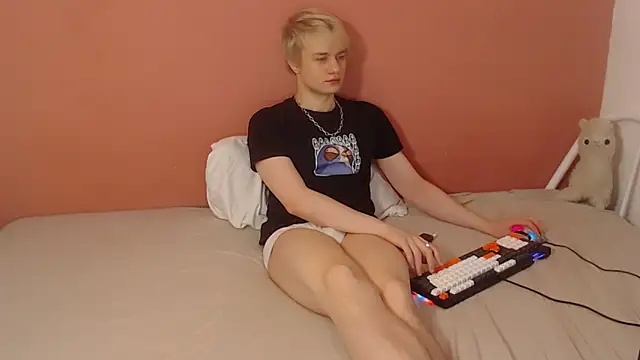 Oliver sweet  online show from March 2026 12:11:01 AM