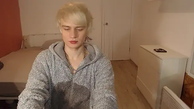 Oliver sweet  online show from December 2025 01:16:01 AM