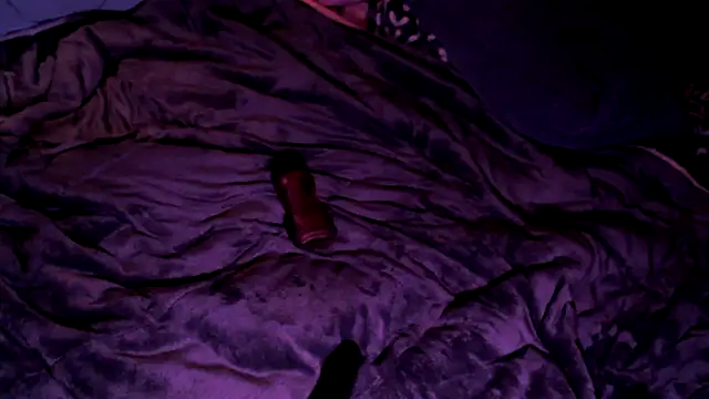 Snapshot of SpunsieLove chatting on December 2025 07:15:01 PM SpunsieLove online show from December 2025 07:15:01 PM