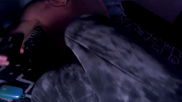 Snapshot of SpunsieLove chatting on October 2025 07:17:02 AM SpunsieLove online show from October 2025 07:17:02 AM