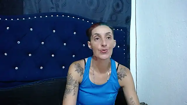 Snapshot of anyu1306 chatting on February 2025 02:04:01 AM anyu1306 online show from February 2025 02:04:01 AM