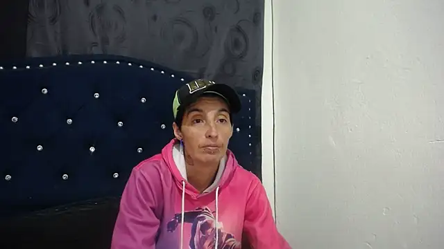 Snapshot of anyu1306 chatting on February 2025 03:55:02 AM anyu1306 online show from February 2025 03:55:02 AM