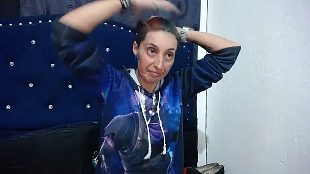 Snapshot of anyu1306 chatting on February 2025 05:45:01 AM anyu1306 online show from February 2025 05:45:01 AM