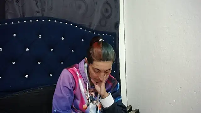 Snapshot of anyu1306 chatting on March 2025 07:43:02 PM anyu1306 online show from March 2025 07:43:02 PM