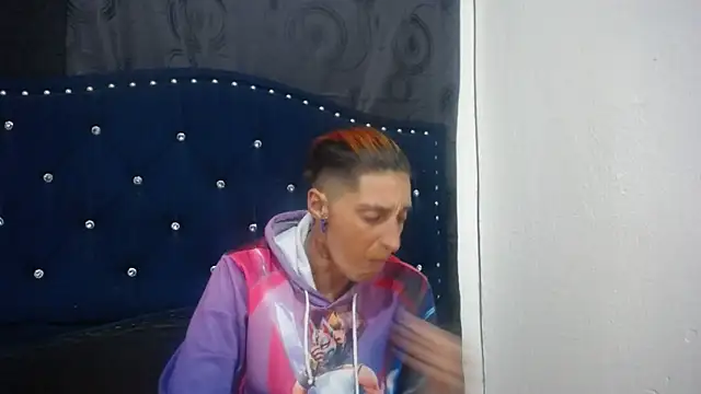 Snapshot of anyu1306 chatting on February 2025 06:43:02 AM anyu1306 online show from February 2025 06:43:02 AM