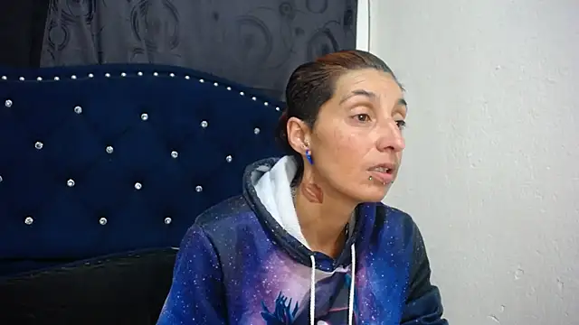 Snapshot of anyu1306 chatting on March 2025 03:01:01 AM anyu1306 online show from March 2025 03:01:01 AM