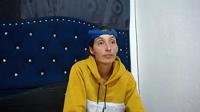 Snapshot of anyu1306 chatting on February 2025 03:08:02 AM anyu1306 online show from February 2025 03:08:02 AM