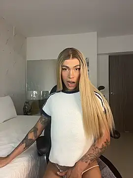 Miss sagitario online show from November 2025 12:05:01 PM