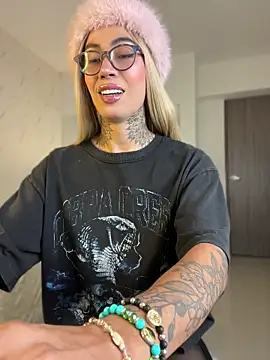 Miss sagitario online show from April 2026 11:37:02 AM