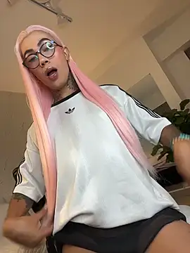 Miss sagitario online show from March 2026 12:10:02 PM