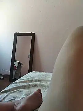 loiradiva29 online show from February 2025 03:26:01 PM