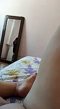 loiradiva29 online show from January 2025 04:01:01 PM