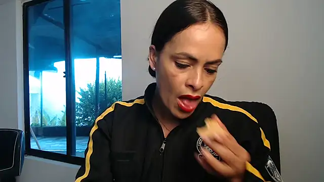 susana07 online show from March 2026 11:29:02 AM