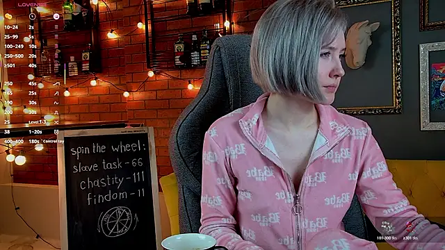 ReiYosimoto online show from March 2026 11:22:02 AM