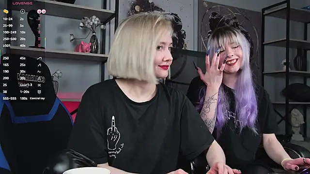 ReiYosimoto online show from March 2026 04:13:02 PM